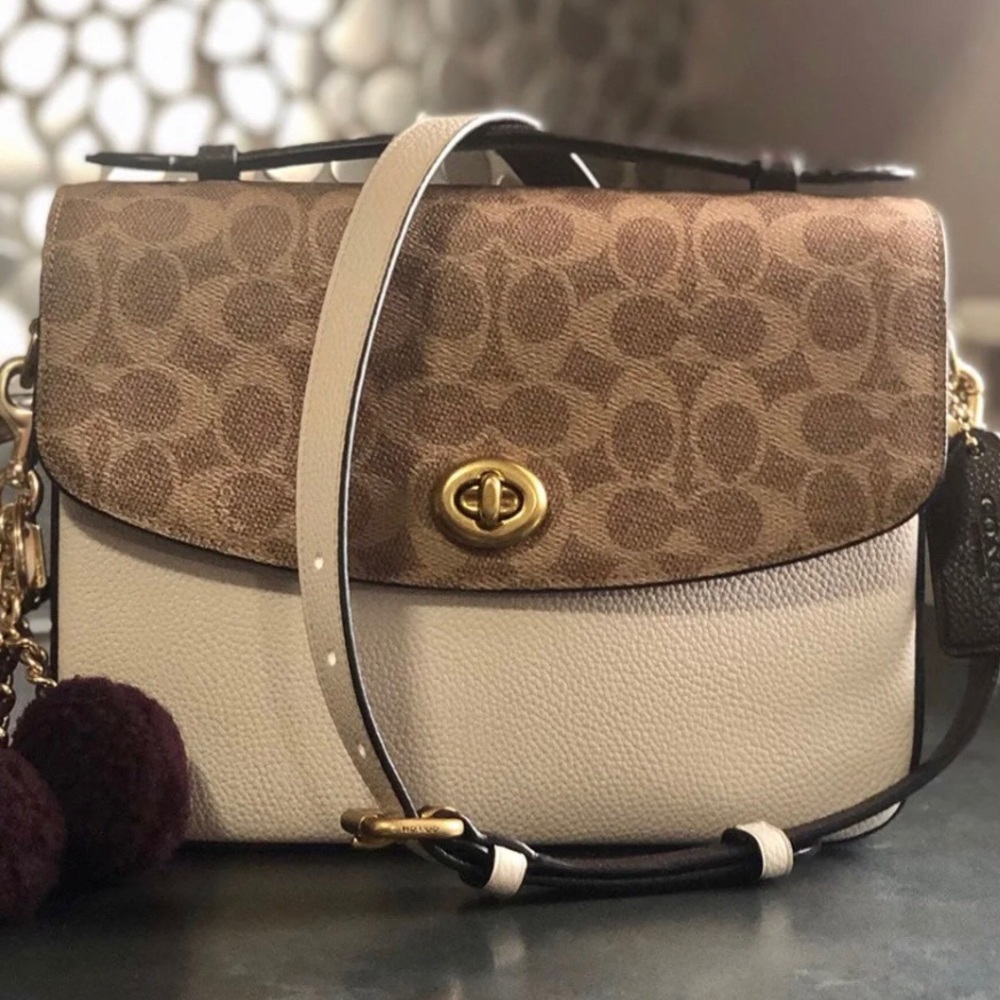 Coach Cassie signature chalk